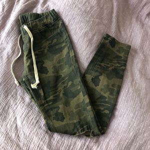 Camouflage drawstring pants
